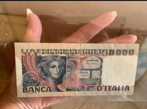 Volto donna 50000 lire - donna,