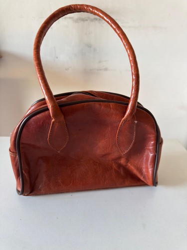 Vintage brown leather - , dome