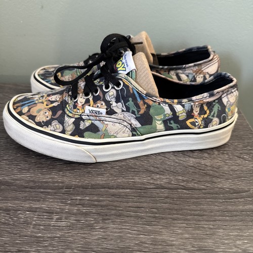 Sneakers vans disney pixar - disney,
