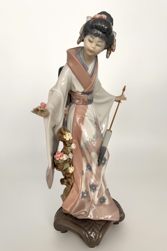 Statuina porcellana vintage