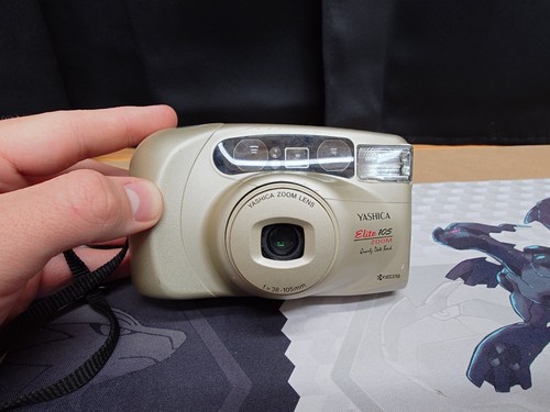 Yashica elite 105 zoom data - yashica,