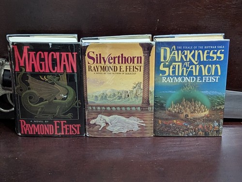Raymond feist riftwar - e,