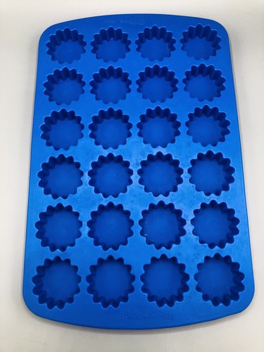 Wilton silicone daisy - silicone,