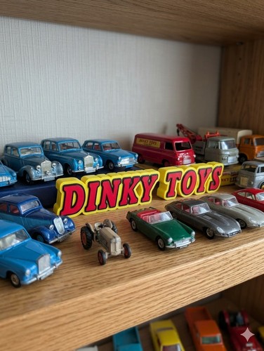 Logo dinky toys - dinky, parties