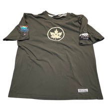 T-shirt grafica Red Canoe
