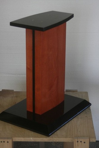 Stand per diffusori