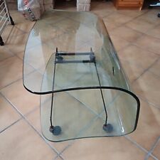 Porta tv monolitico modello "Kelos". Produzione FIAM, Italia, anni '90 Cristallo