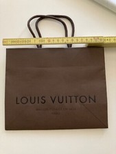 Busta Louis Vuitton  originale (20 cm x 16 cm profonda 10 cm)