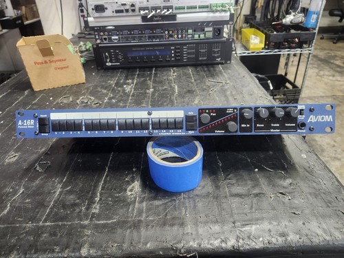 Aviom 16r montato - montato, rack