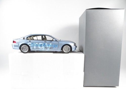 Met acqua blu kyosho bmw - acqua, 1:18