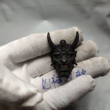 Statua testa di diavolo in