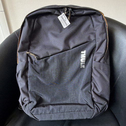 Flash sale bnwt thule - sale,
