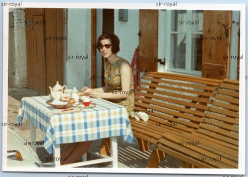 Piedi 1965 donna a colazione - 1965,