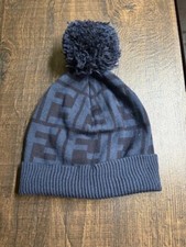cappello di lana blu vintage Fendi con pompon