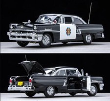 Modellino auto Sunstar 1/18