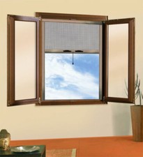 ZANZARIERA A RULLO IN