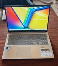 ASUS Vivobook 15 X1504VA