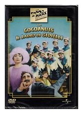 THE COCOANUTS Il Ladro di