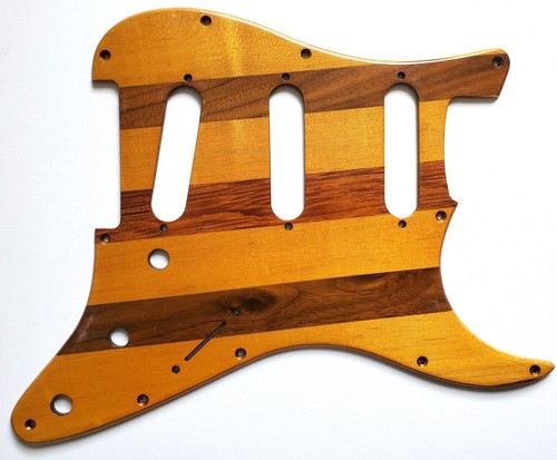 Nuovo pickguard stratocaster - nuovo,