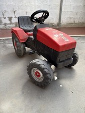 Trattore a pedali con rimorchio