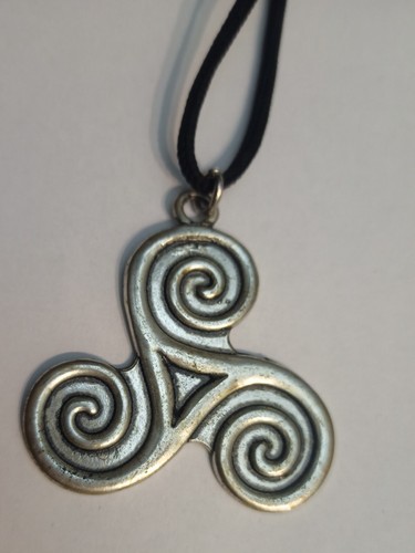 Collana ciondolo metallo - collana,