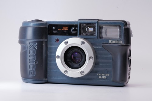 Quasi nuovo konica - 【quasi, nuovo】konica