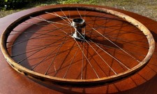 (1) Antico cerchio bici in