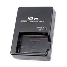 Caricabatteria originale Nikon MH-24 per batteria EN-EL14A D3100 D3200 D3300 D3400 P7800