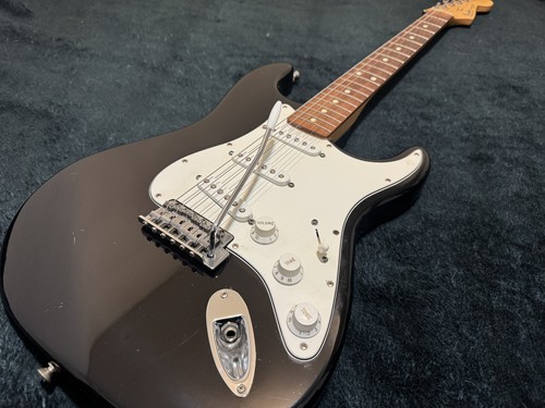 Fender stratocaster mim - fender,