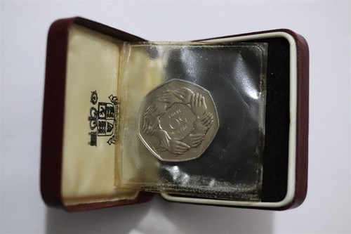 Uk gb 50 - 🇬🇧, pence