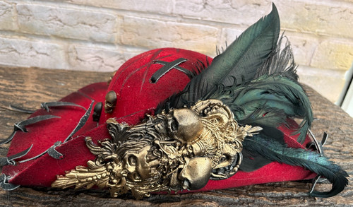 Red distressed pirate - distressed, hat