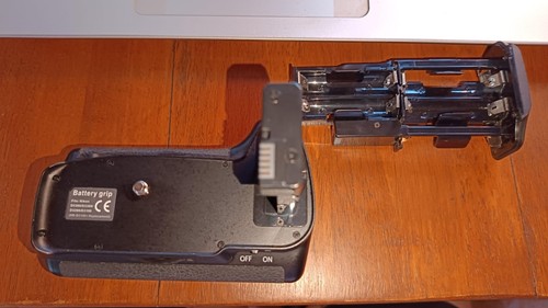 Battery grip per nikon - grip, d5100