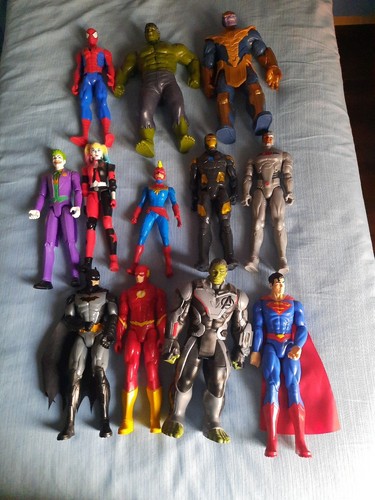 Set personaggi supereroi - personaggi,