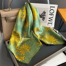 Sciarpa donna quadrata 27"
