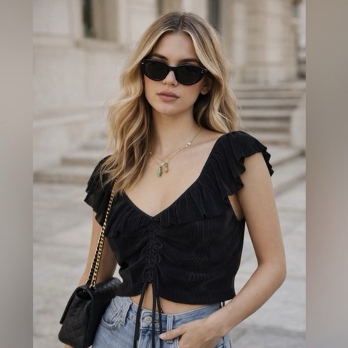 Zara crop top - front, adjustable