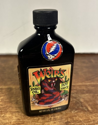 Scarsa bottiglia salsa calda