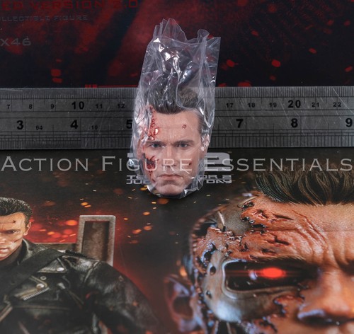 Hot toys 800 battle damaged - toys,