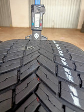 PNEUMATICI 235/45 R19 99W