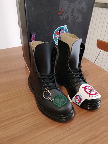 Anfibi boots nevermind never - nevermind,