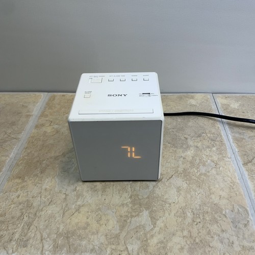 Sony icf cube clock - sony,