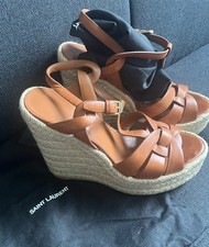Sandali omaggio Saint Laurent