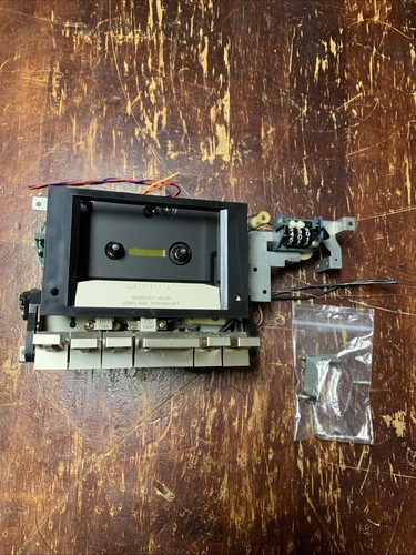 Gruppo registratore cassette - a,