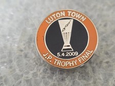 CLASSIC LUTON TOWN CREST JP