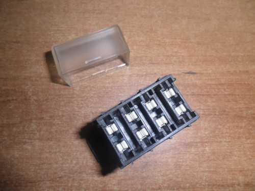 Scatola porta fusibili - scatola,