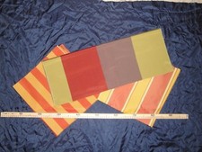 3 tagli di tessuto per tappezzeria cm. 65 x 70 