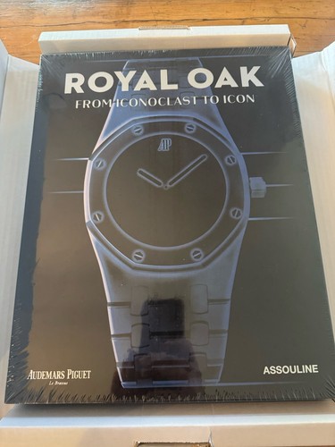 Audemars piguet royal oak book - royal,