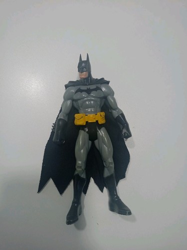 Batman action figure - batman,