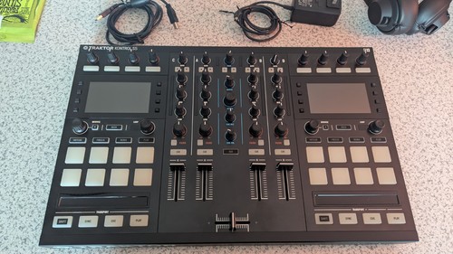 Native instruments traktor - instruments,