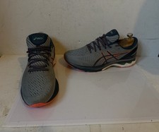 Scarpe da ginnastica e corsa