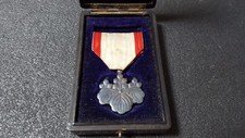 WW2 MEDAGLIA GIAPPONESE DISTINTIVO GIAPPONE CON SCATOLA vecchi oggetti rari